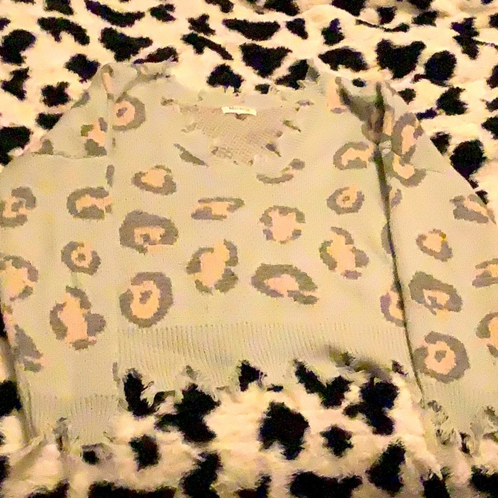 Cheetah print long sleeve